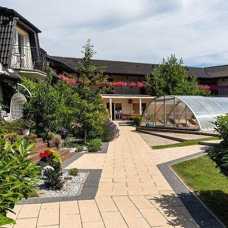 Perla Baltyku Hotell Pustkowo Exteriör bild